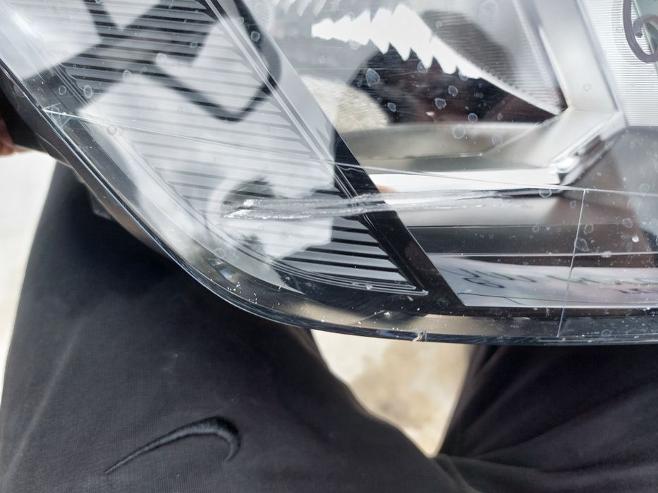 Десен фар VW POLO 6 2023г.