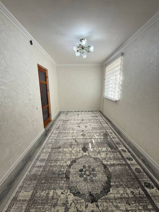 Срочно срочно придётся квартира адрес Гагарина 2х  49.800$ торг