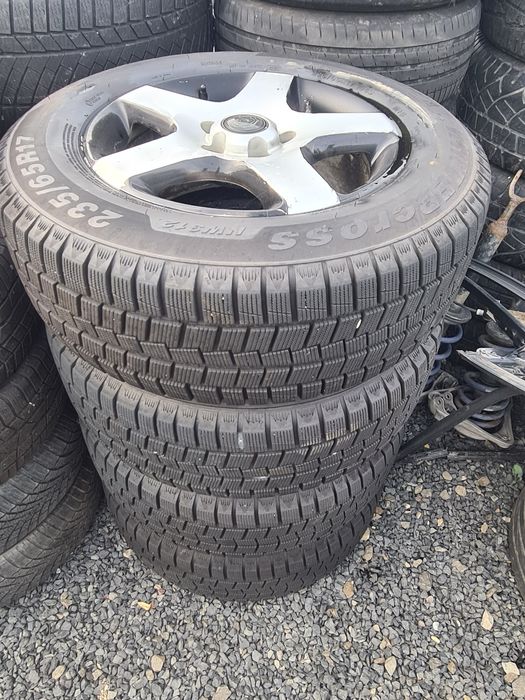 Jante aliaj originale Touareg r17 cauciucuri noi iarnă M+S 235/65/17
