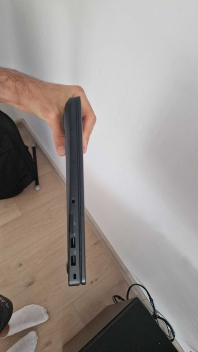 Leptop Dell i5-6300 CPU 2.40 GHz 2.50