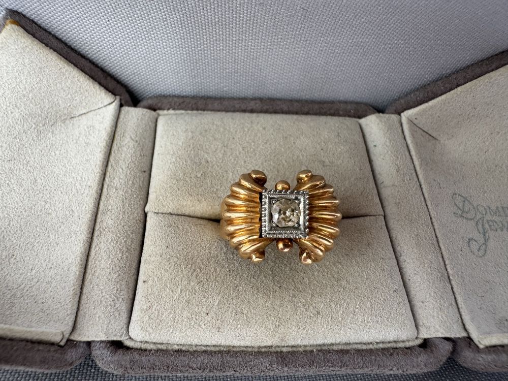 Inel model tank din aur si diamant 0,25 ct