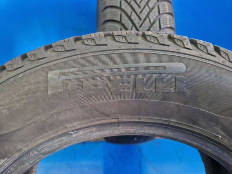 2 Pirelli R15 195/65
зимни гуми DOT2420