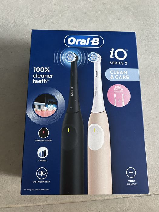Nou! Oral-B iO serie 2 ( Periută de dinti electrică )