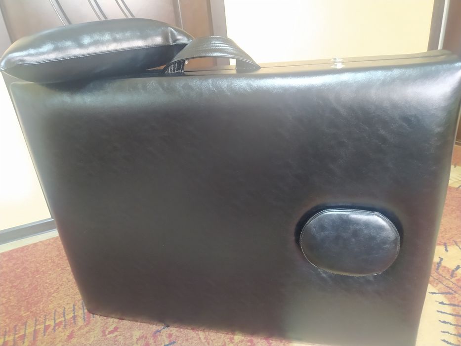 Продается  кушетка для массажа