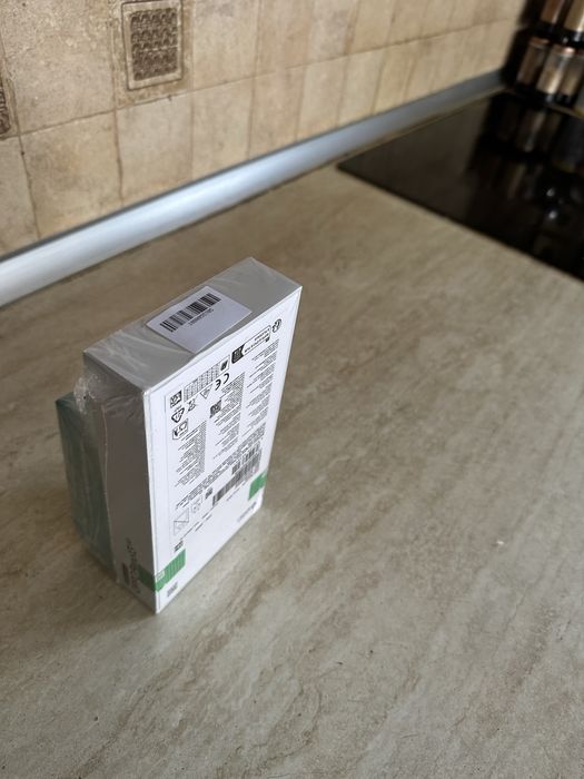 OPPO reno 13  5G + слушалки  ЧИСТО НОВ!