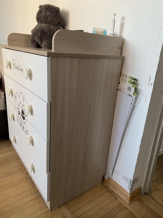 Комод детский с пелинальным столом