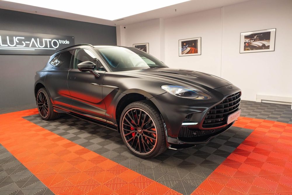 Aston Martin DBX Aston Martin DBX 707 Black