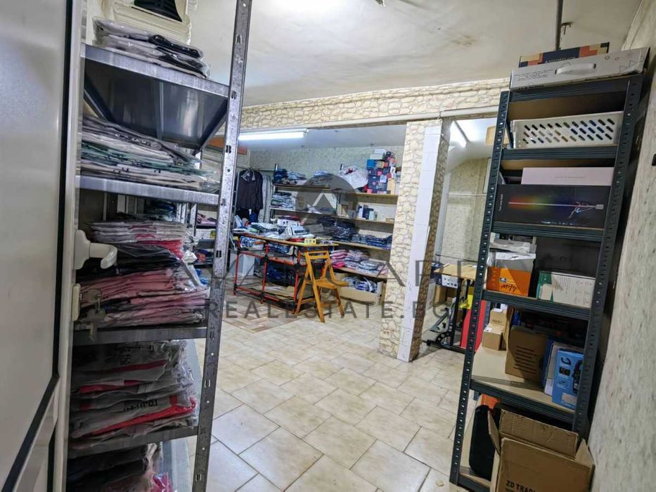 Продава се Магазин в Пловдив, Прослав - 208 кв.м за 650 €/кв.м - Снимка #1