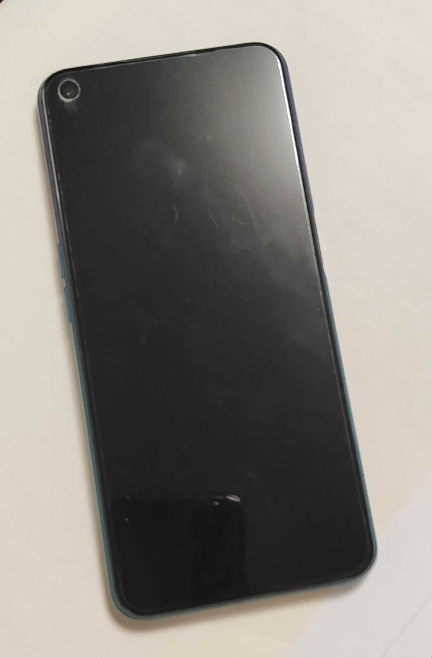 Vând telefon OPPO A72