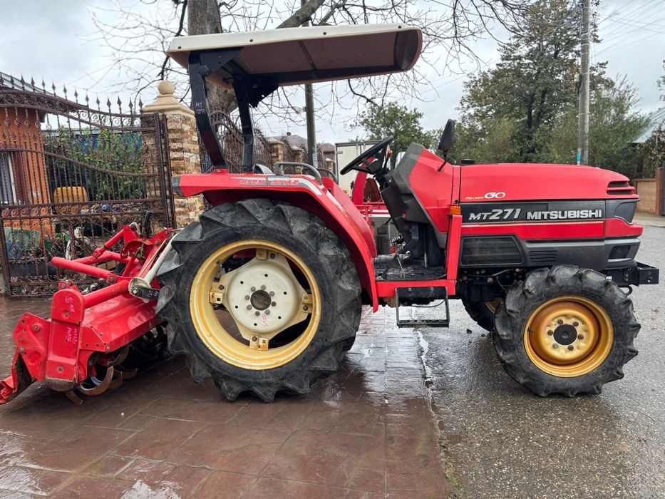Tractor japonez Mitsubishi Mt 271 IMPECABIL pentru pretențioși