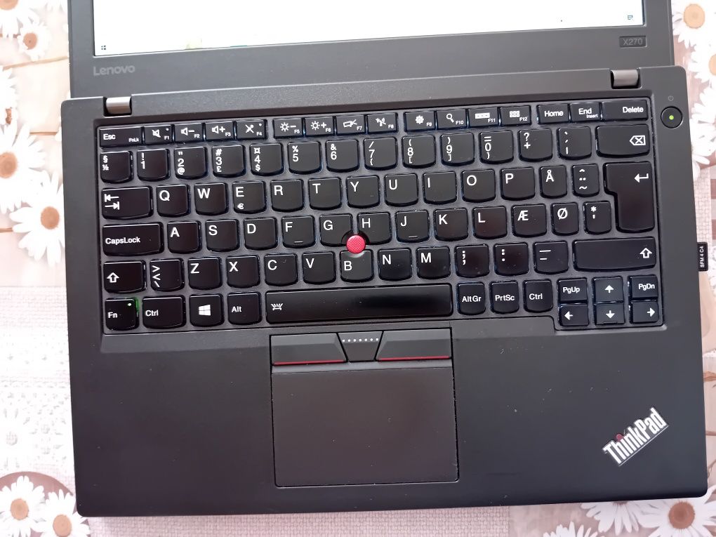 Lenovo ThinkPad X270 12.5" IPS FHD,Intel Core i5-6300U, 8GB RAM, 512GB