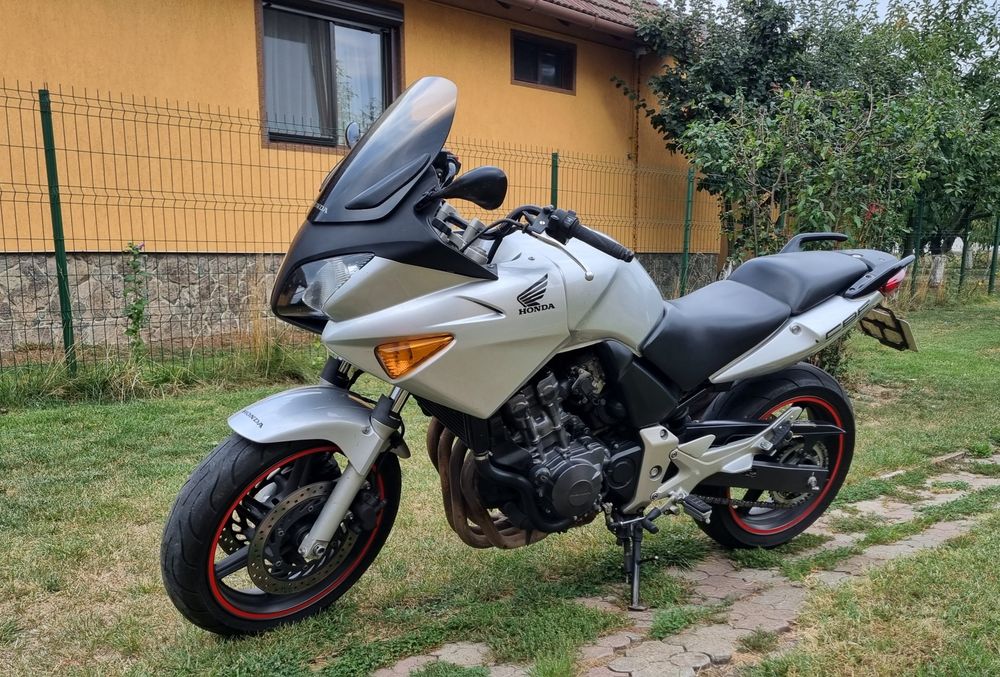 Vând Honda CBF 600S