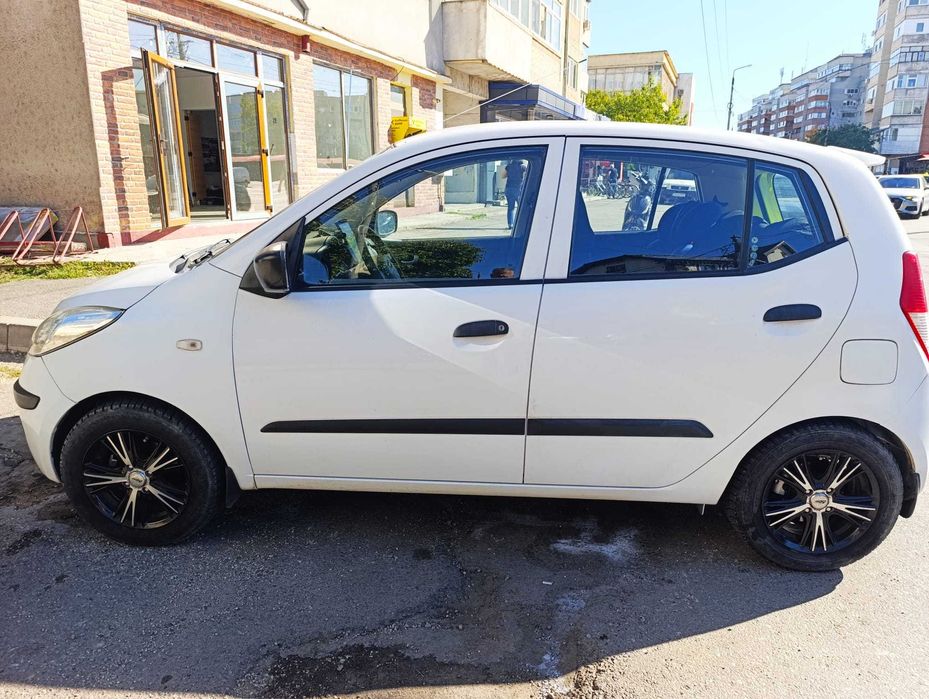 Vand Hyundai i10 2008, Benzina, Motor 1.1 
156000 KM reali.
