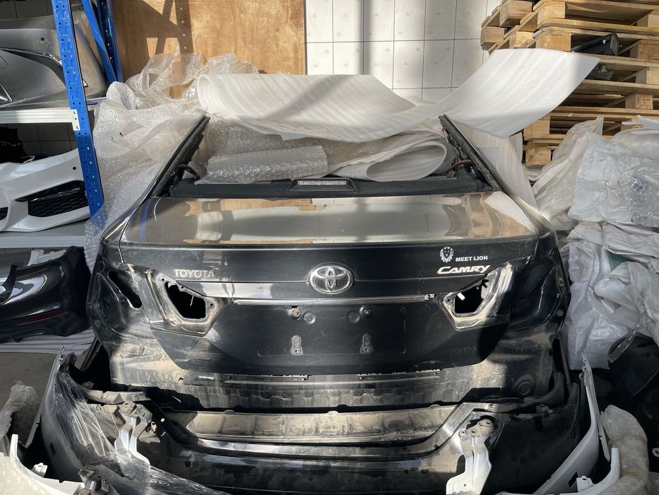 Задняя часть Camry 50 55 Камри 50 55