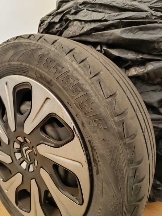 Vand set jante tabla cu cauciuc de vara pentru Citroen (185/65/R15)