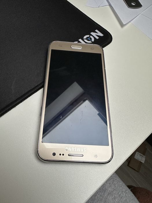 Samsung J5 fara defecte