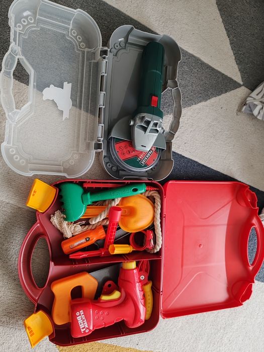 Сет за полицай и майстор и детска палатка