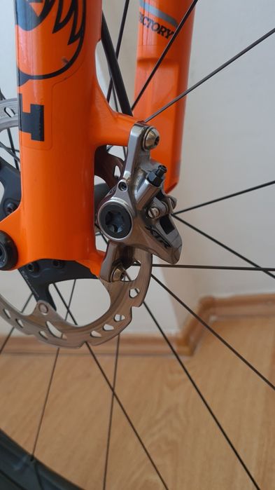 Canyon carbon 8,3 kg