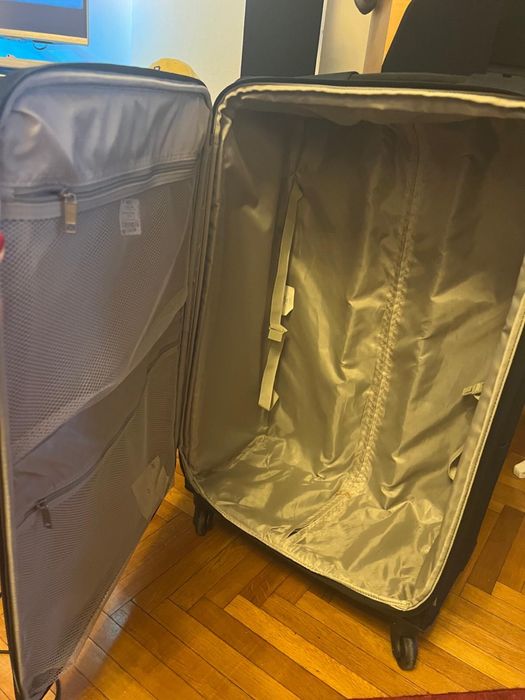vand geamantan samsonite  28 inch pentru cala 80/50/30 cm