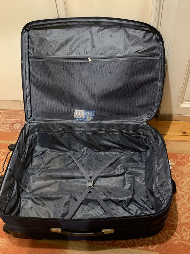 ГОЛЯМ куфар за багаж с телескопична дръжка –ТЪМНО СИН ЦВЯТ