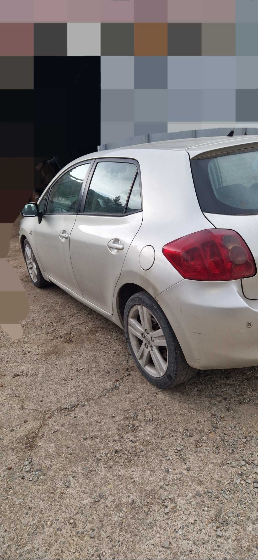 Тойота Аурис  Toyota Auris 2009г 2.200куб  177кс D-CAT  ДИЗЕЛ на части