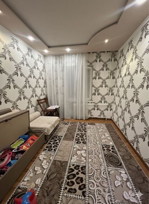 Продается 3-х комнатная квартира в 9 микрорайоне