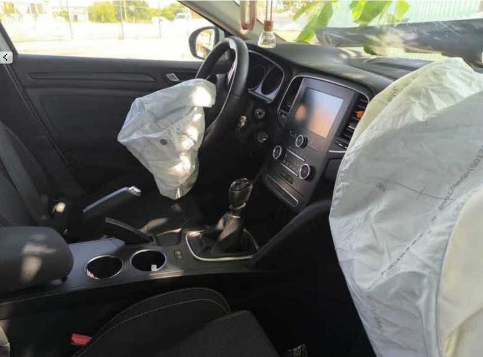 Renault Megane 2020 1.5dci euro6 avariat rate fixe fara avans prin tbi