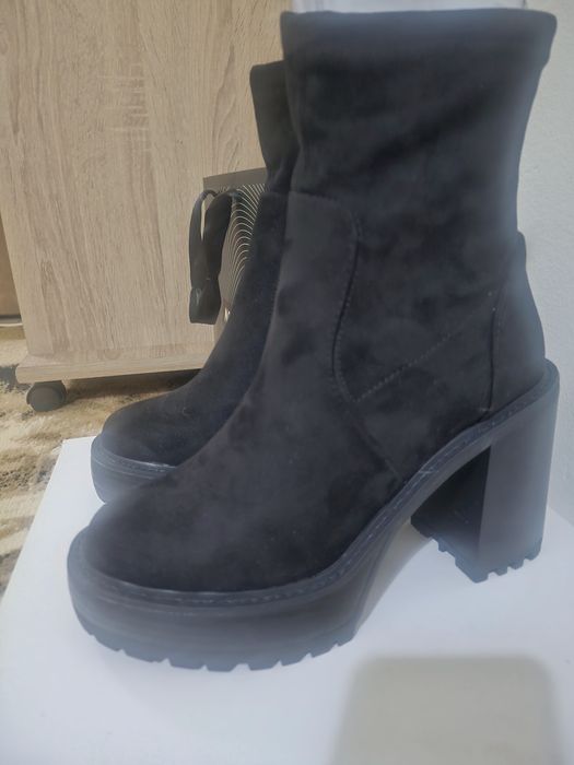 Зимни боти с дебел ток