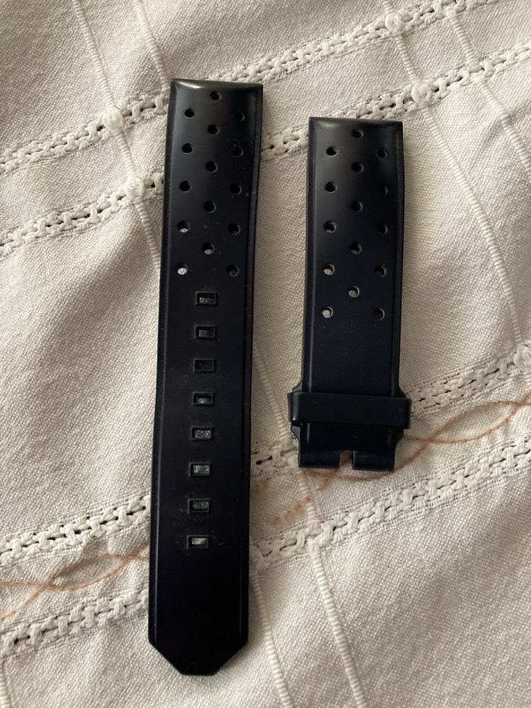 Гумена кайшка за Tag heuer.