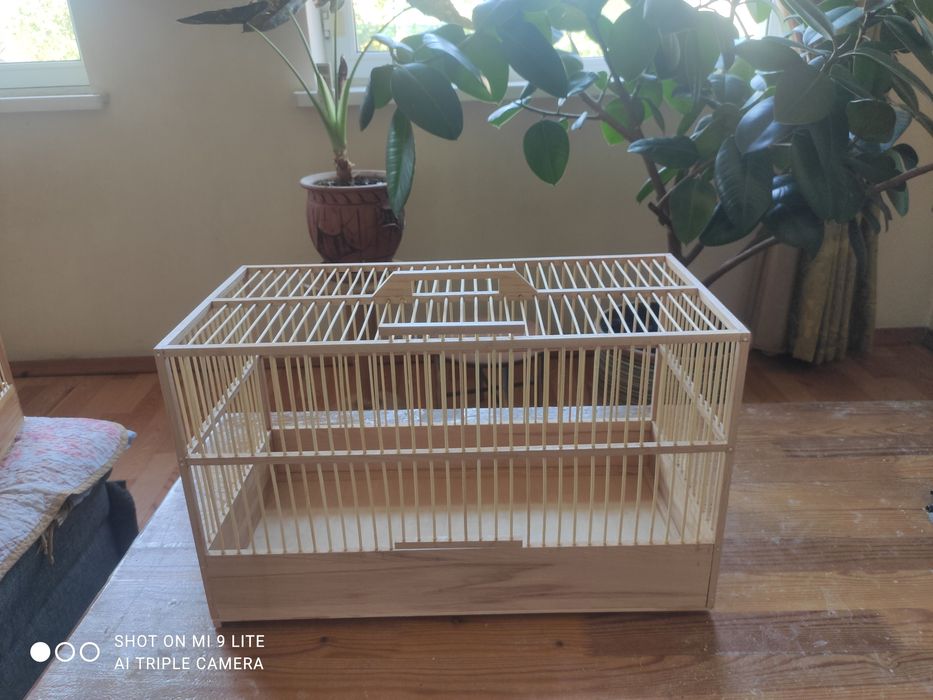 Продаются клетки для канареек