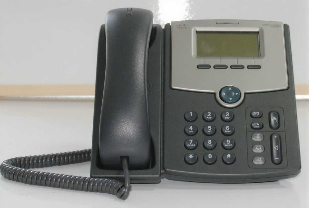 IP Телефон Cisco SPA502G
