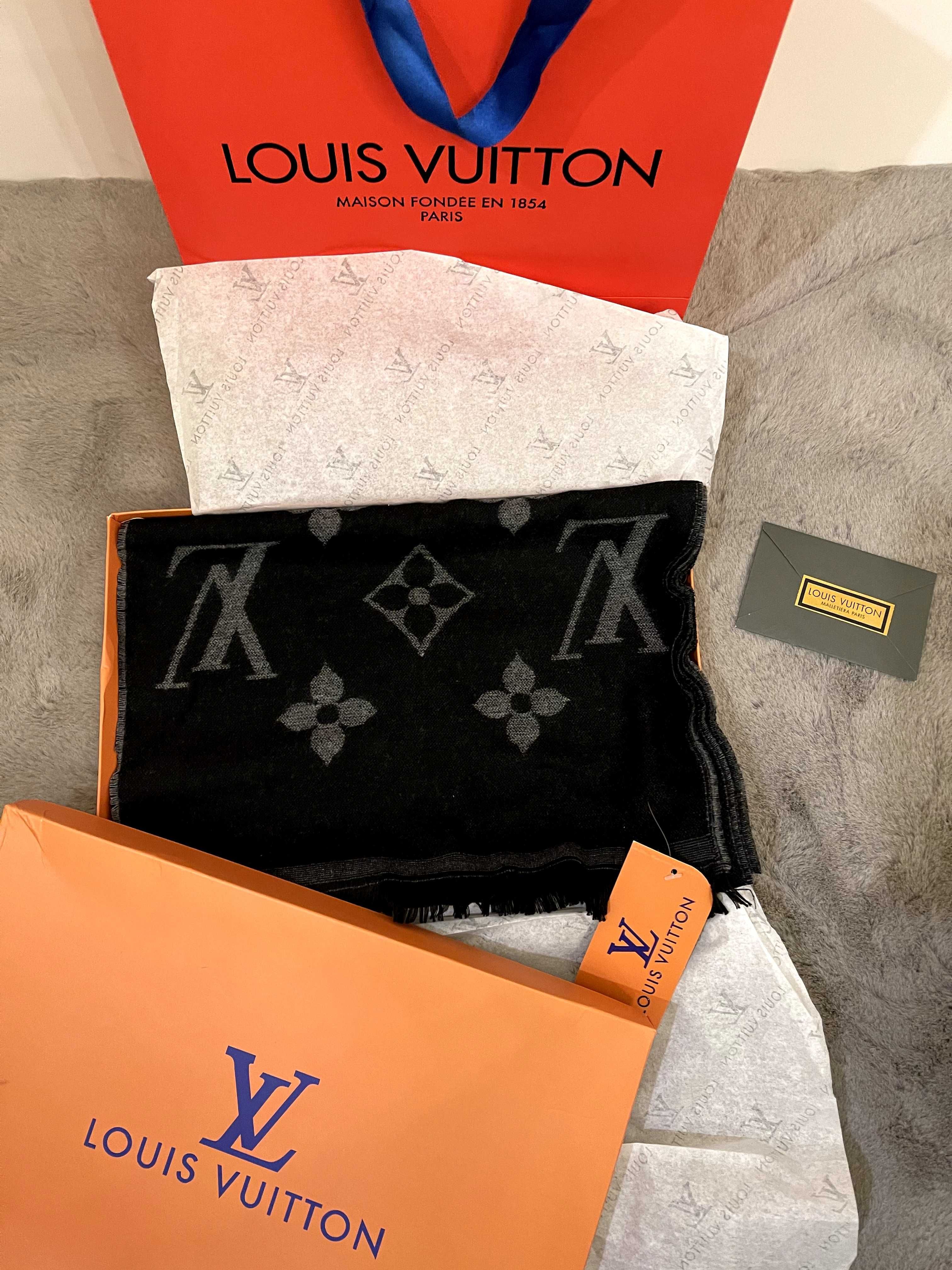 Eșarfă/Fular Louis Vuitton