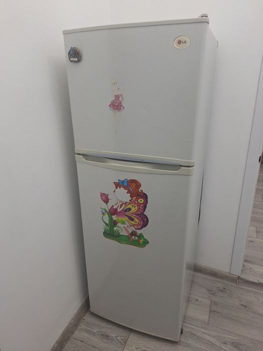 Продам холодильник