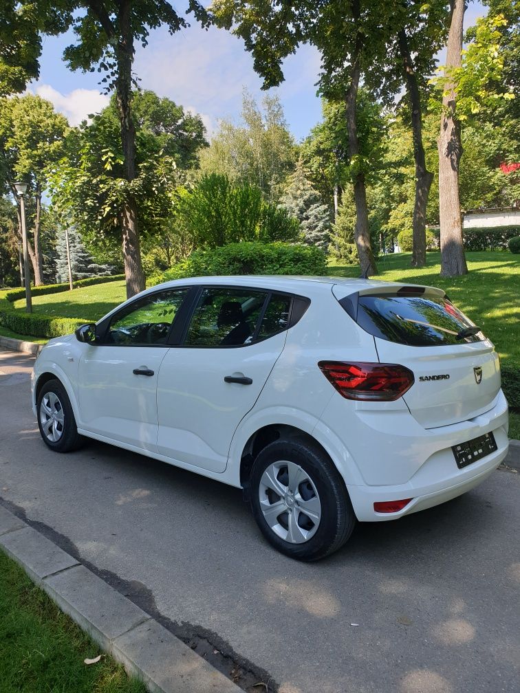 Dacia Sandero,  an 2023, 2700 KM, 1.0 BENZINA,Manuala