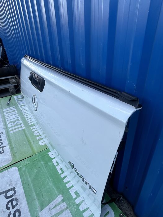 Oblon benă Mercedes X Class 2019