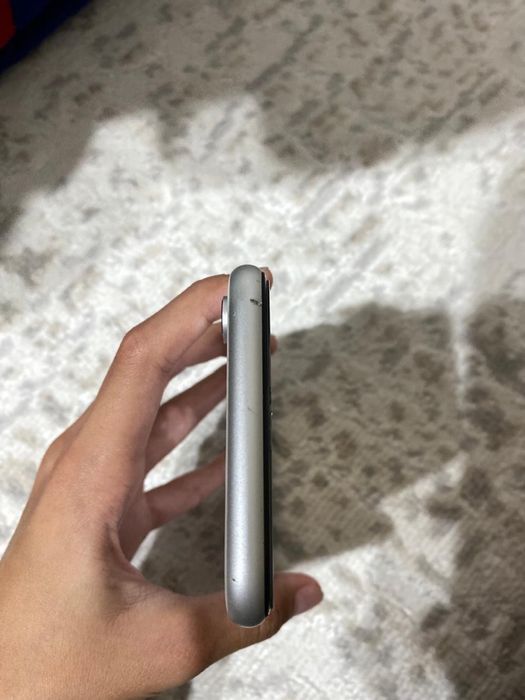 iPhone xr продается