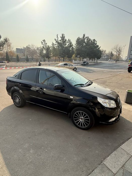 Нехиа 3 сотилади