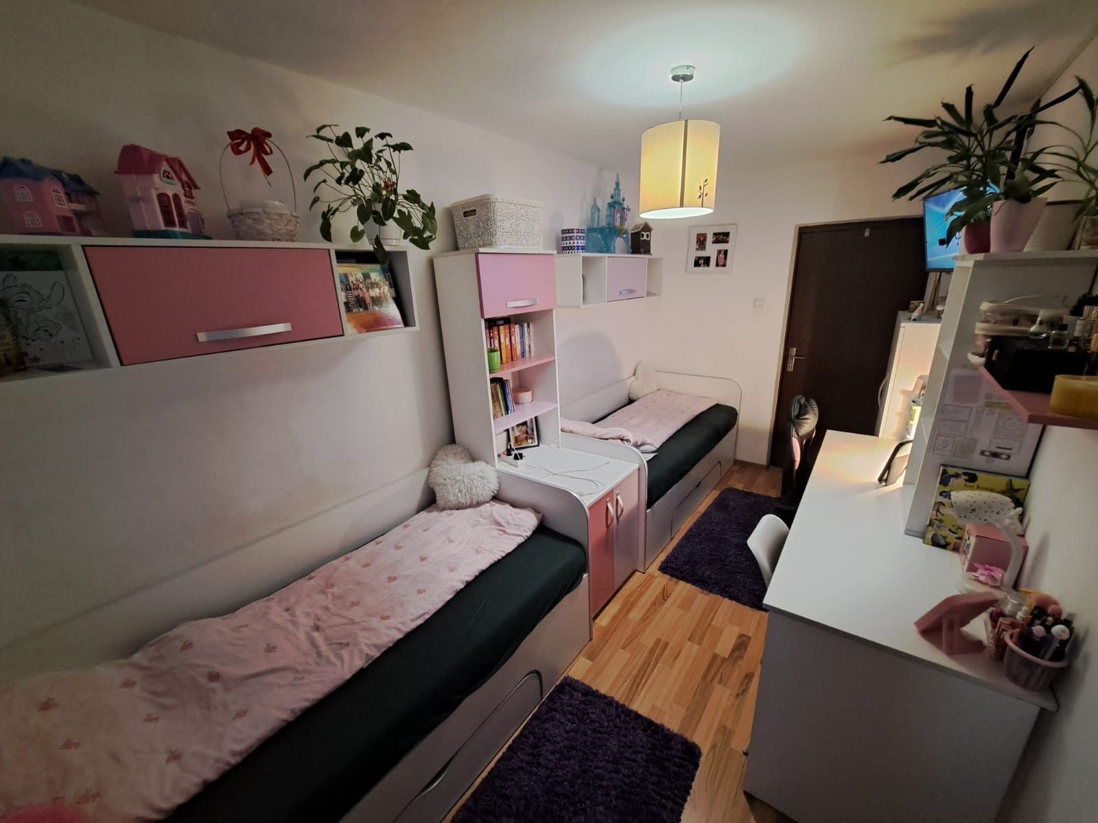 Vând Apartament cu 3 camere