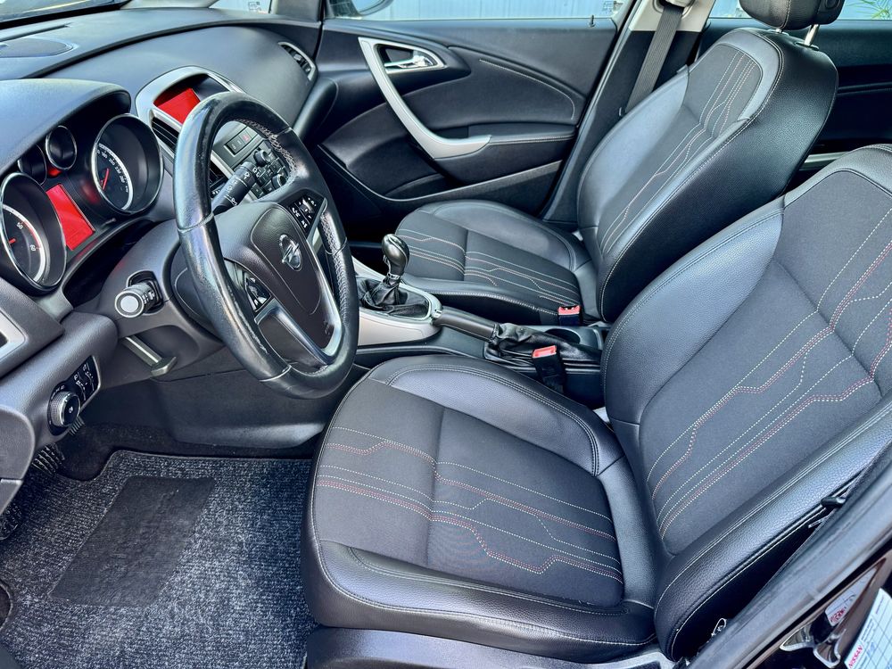 Opel Astra J / 1.7 CDTI / 110 CP / An 2012 / Euro 5