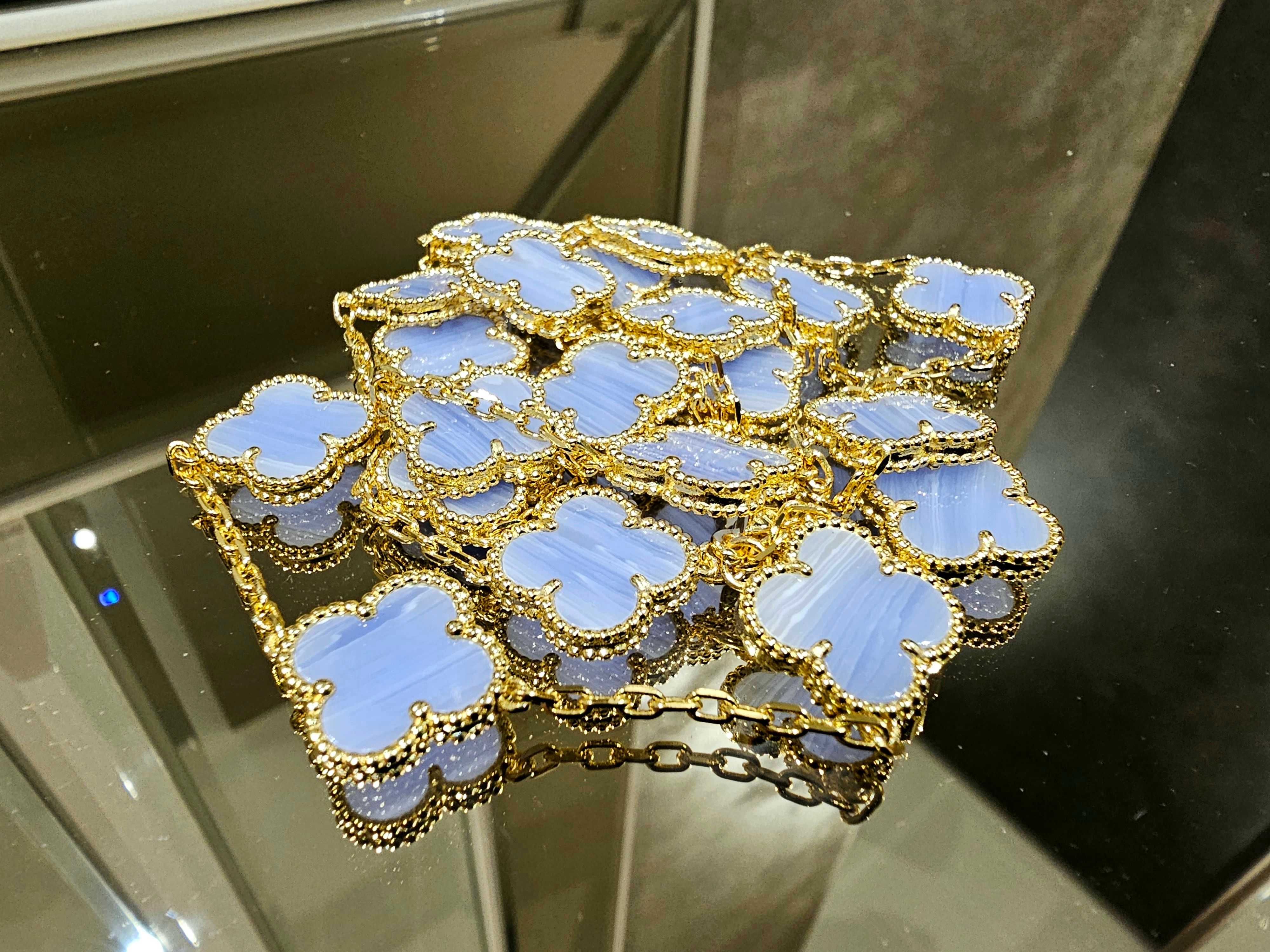 Van Cleef & Arpels VCA Blue Chalcedony 20 Motifs Alhambra Дамско Колие