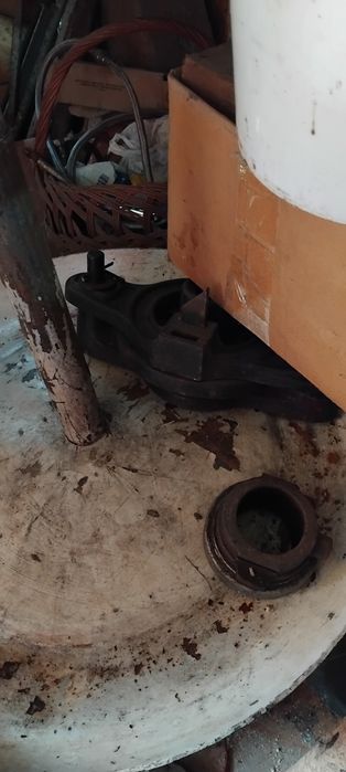 Teasc si zdrobitor de struguri