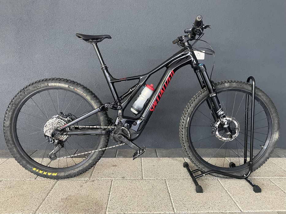 Bicicleta electrica specialized turbo levo
