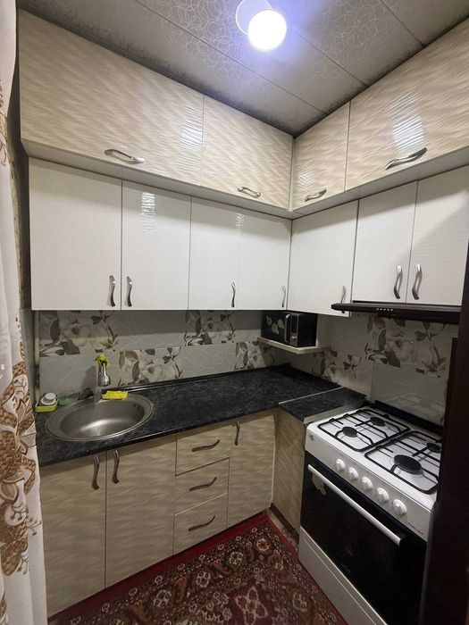 Срочно продается квартира 4х комнат 66 поликленика