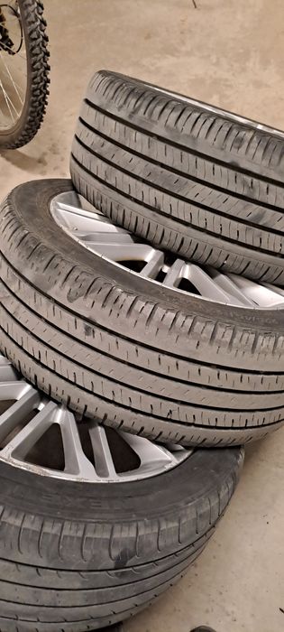 Оригинални Джанти с гуми за