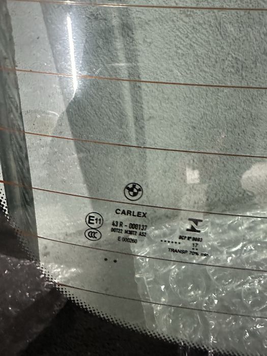 Bmw G30 задно стъкло оригинален