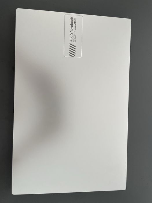 Asus vivobook (yangidek)