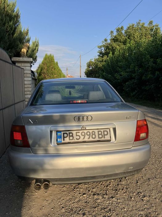 Продава се AUDI A4 1.8T