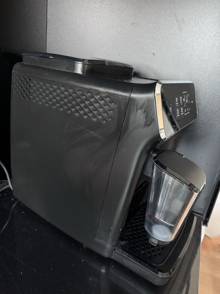 Espressor Automat PHILIPS seria 2200 model 2230