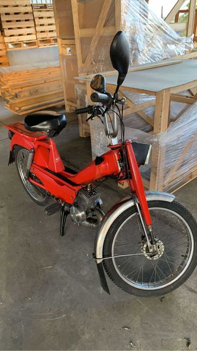 Moped motobecane cu motor de 49.9 perfect funcțional