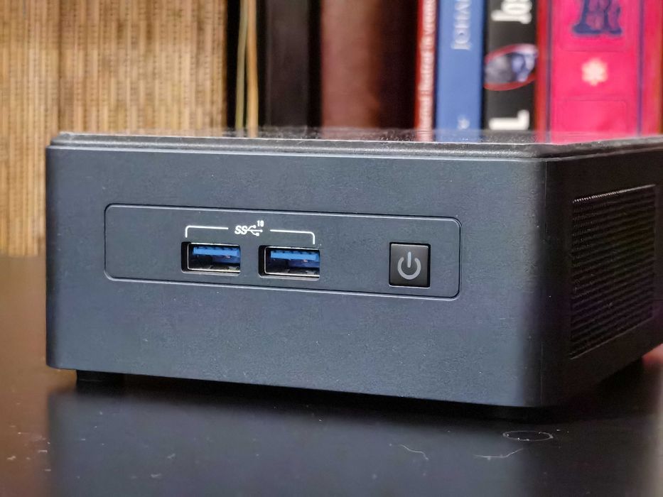 Intel NUC Kit 11 Pro Kit - 16GB - SSD 256GB - mini PC nou